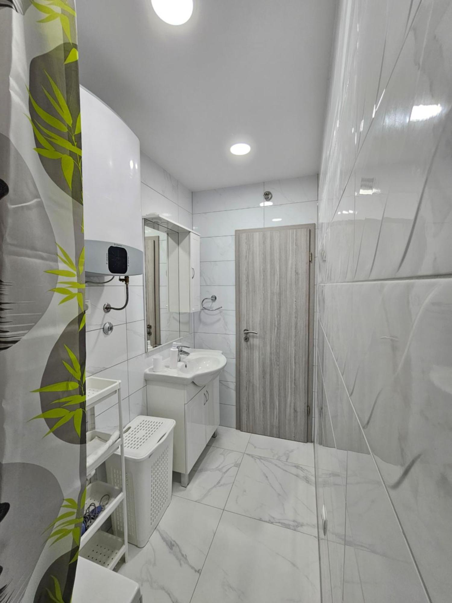 Apartments Lucin Veliki Drvenik Ngoại thất bức ảnh